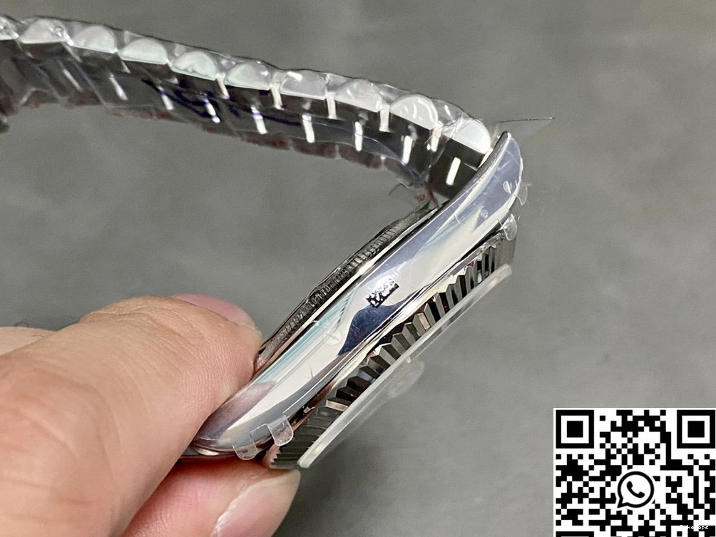 Dial Factory Date M228236-0006 v5 Rolex Day Steel QF Tungsten Blue 0101